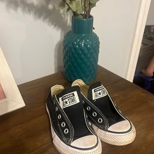 Kids size 11 converse